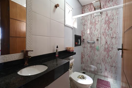 Banheiro de apartamento à venda com 2 quartos, 100m² em Jardim Ana Maria, Santo André