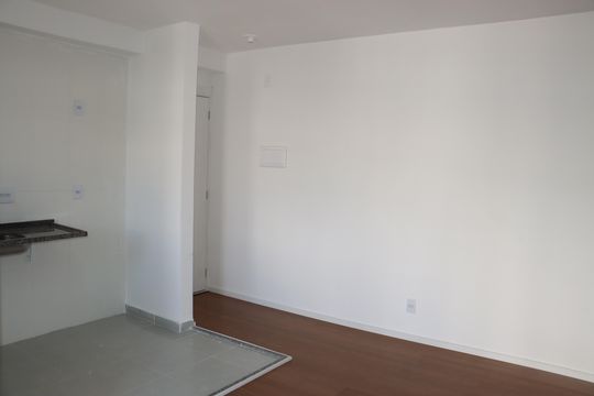Sala/Cozinha de apartamento para alugar com 2 quartos, 49m² em Jardim Pioneira, Cotia