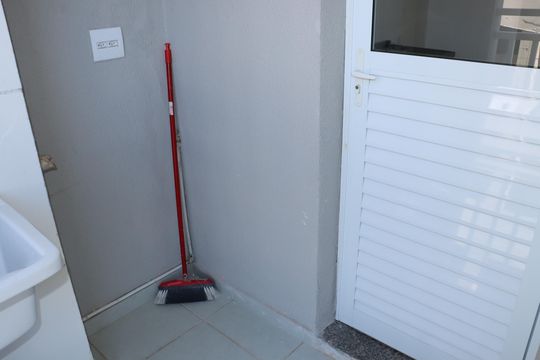 Área de Serviço de apartamento para alugar com 2 quartos, 49m² em Jardim Pioneira, Cotia