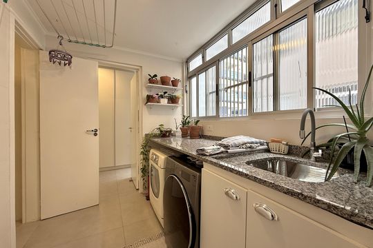 Área de Serviço de apartamento à venda com 2 quartos, 65m² em Santo Amaro, São Paulo