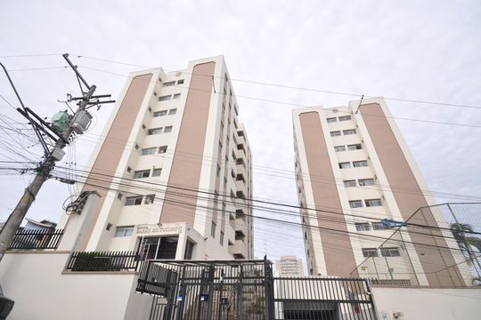 Fachada de apartamento à venda com 2 quartos, 54m² em Parque Vitoria, São Paulo