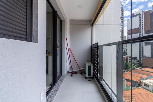 Kitnet/Studio à venda com 1 quarto, 28m² em Jardim das Acacias, São Paulo