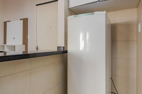Cozinha de apartamento à venda com 1 quarto, 43m² em São Sebastião, Porto Alegre