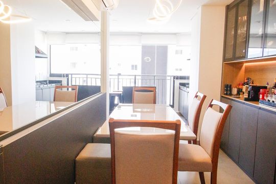 Sala de apartamento à venda com 2 quartos, 62m² em Vila Andrade, São Paulo