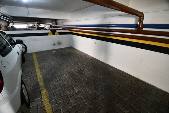 Garagem de apartamento à venda com 2 quartos, 57m² em Taquaral, Campinas