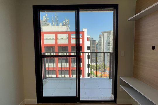 Varanda de apartamento à venda com 2 quartos, 42m² em Pinheiros, São Paulo