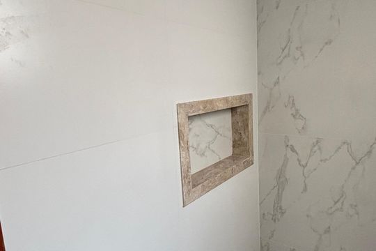 Banheiro de apartamento à venda com 2 quartos, 90m² em Vila Humaita, Santo André