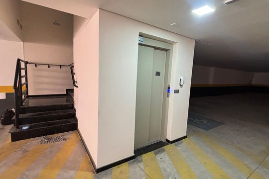 Garagem de apartamento à venda com 2 quartos, 90m² em Vila Humaita, Santo André