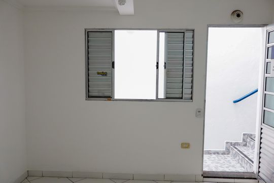 Sala de casa para alugar com 5 quartos, 374m² em Santa Maria, Osasco