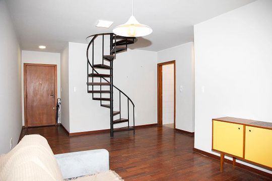 Apartamento para alugar com 3 quartos, 140m² em Petrópolis, Porto Alegre