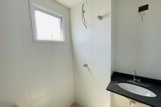 Apartamento à venda com 2 quartos, 56m² em Vila Galvão, Guarulhos