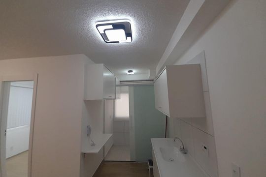 Cozinha de apartamento à venda com 2 quartos, 37m² em Parque Bristol, São Bernardo do Campo