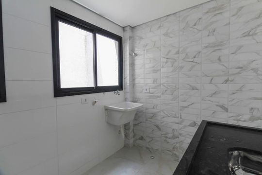 Cozinha e Área de Serviço de apartamento para alugar com 2 quartos, 50m² em Vila Celeste, São Paulo