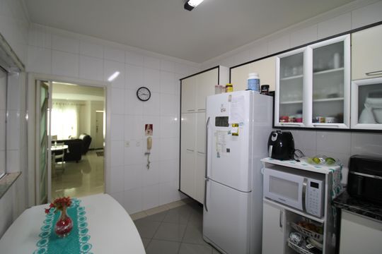 Cozinha de casa de condomínio à venda com 3 quartos, 199m² em Jardim São Paulo, São Paulo