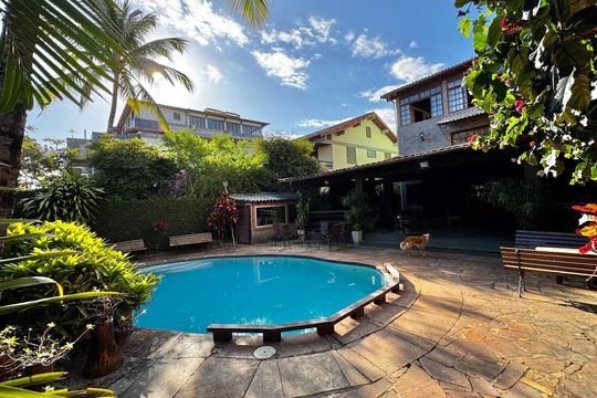 Área externa de casa à venda com 5 quartos, 850m² em Recreio dos Bandeirantes, Rio de Janeiro