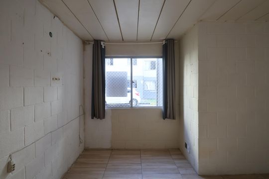Sala de apartamento à venda com 2 quartos, 42m² em Estância Velha, Canoas
