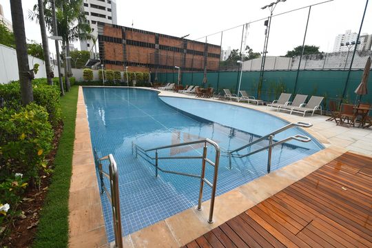 Área comum - Piscina de apartamento à venda com 2 quartos, 82m² em Cambuí, Campinas