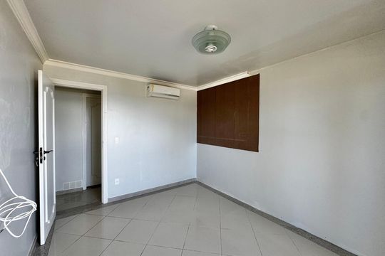 Quarto 1 de apartamento à venda com 4 quartos, 247m² em Recreio dos Bandeirantes, Rio de Janeiro