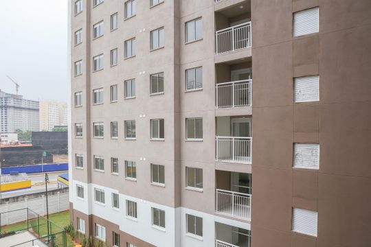 Vista de apartamento para alugar com 2 quartos, 33m² em Parque Industrial Tomas Edson, São Paulo