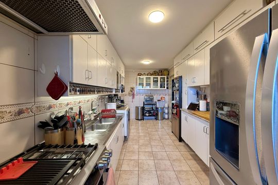 Cozinha de apartamento à venda com 4 quartos, 154m² em Santo Amaro, São Paulo