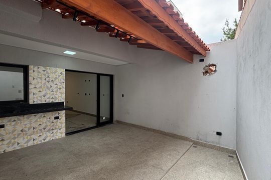 Casa à venda com 3 quartos, 142m² em Parque das Nações, Santo André