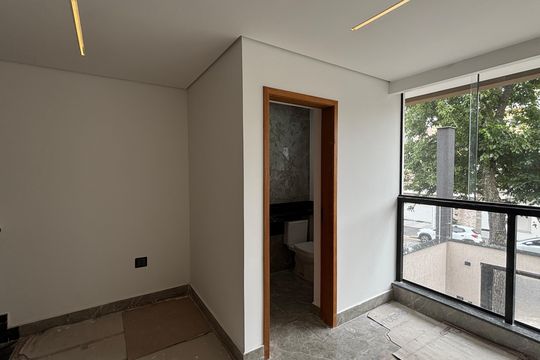 Casa à venda com 3 quartos, 142m² em Parque das Nações, Santo André