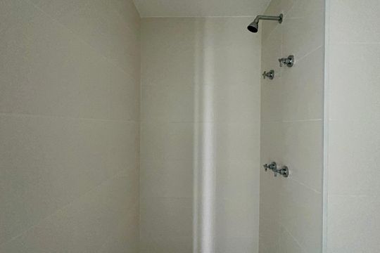 Banheiro de casa de condomínio à venda com 1 quarto, 26m² em Pompeia, São Paulo