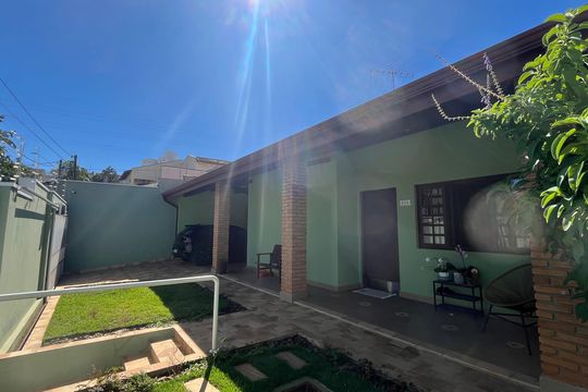 Casa à venda com 3 quartos, 350m² em Parque Alto Taquaral, Campinas
