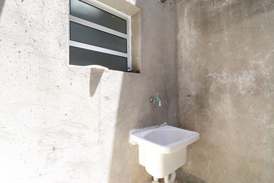 Área de Serviço de kitnet/studio para alugar com 1 quarto, 35m² em Vila Romana, São Paulo