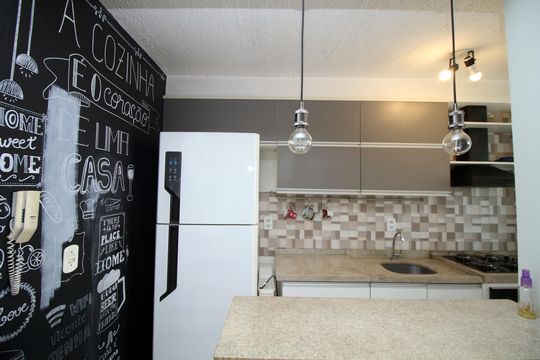 Cozinha de apartamento à venda com 2 quartos, 50m² em Vigário Geral, Rio de Janeiro
