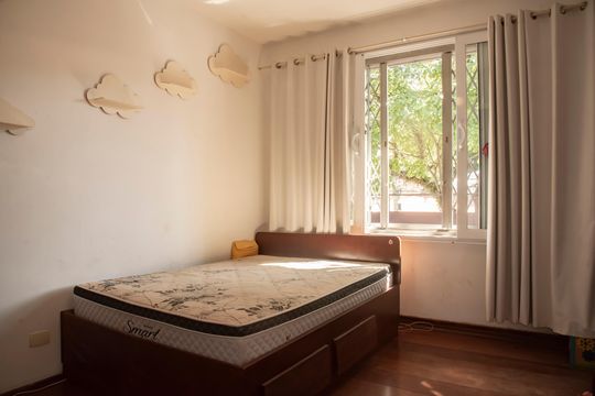 Quarto 1 de casa à venda com 3 quartos, 300m² em Planalto Paulista, São Paulo
