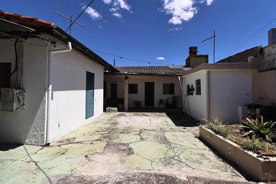 Garagem de casa à venda com 2 quartos, 104m² em Vila Homero Thon, Santo André