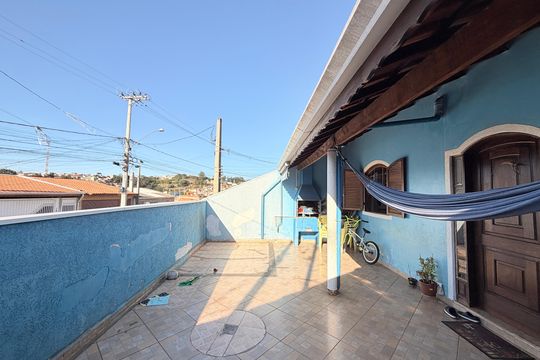 Varanda de casa para alugar com 3 quartos, 350m² em Jardim America I, Várzea Paulista
