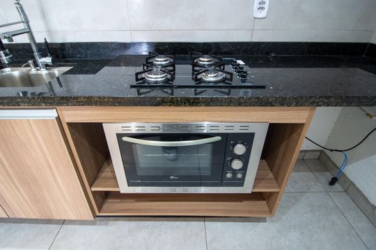 Cozinha de casa de condomínio para alugar com 2 quartos, 49m² em Residencial Cristal, Votorantim