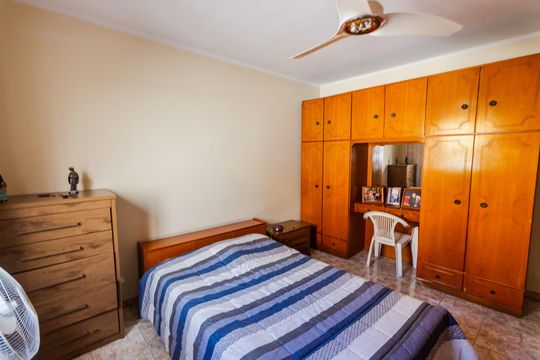 Casa para alugar com 2 quartos, 214m² em Vila Camilópolis, Santo André