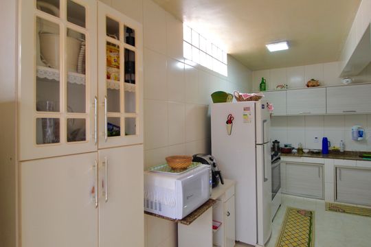 Cozinha de casa à venda com 4 quartos, 330m² em Liberdade, Belo Horizonte