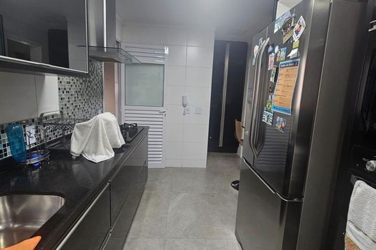 Cozinha de apartamento à venda com 3 quartos, 200m² em Santa Teresinha, São Paulo