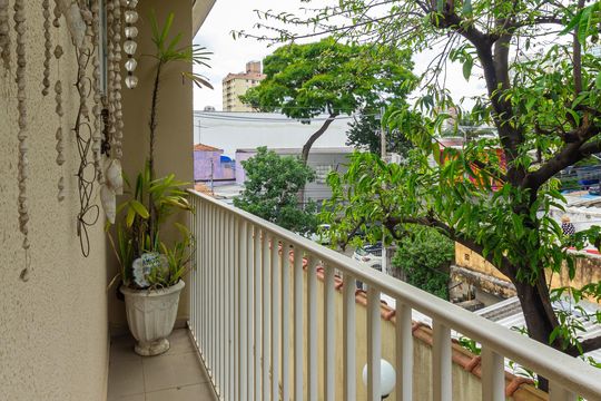 Varanda da Suíte  de casa de condomínio para alugar com 2 quartos, 150m² em Chácara Santo Antônio (zona Leste), São Paulo