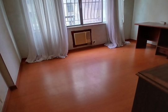 Sala de apartamento para alugar com 4 quartos, 140m² em Icaraí, Niterói
