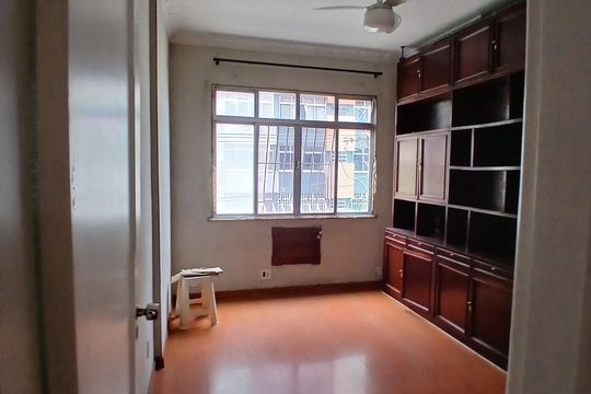 Quarto 2 de apartamento para alugar com 4 quartos, 140m² em Icaraí, Niterói