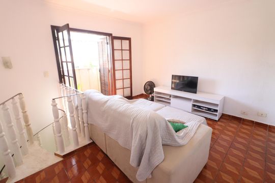 Sala de casa à venda com 3 quartos, 100m² em Jardim das Flores, Osasco