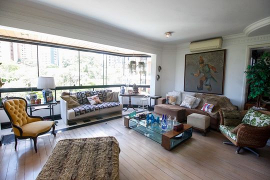 Apartamento para alugar com 3 quartos, 220m² em Vila Andrade, São Paulo