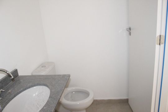 Banheiro de kitnet/studio à venda com 1 quarto, 29m² em Vila Buarque, São Paulo
