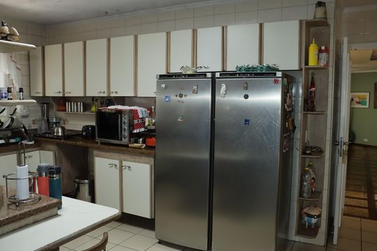 Cozinha de casa de condomínio para alugar com 6 quartos, 700m² em Granja Viana, Cotia