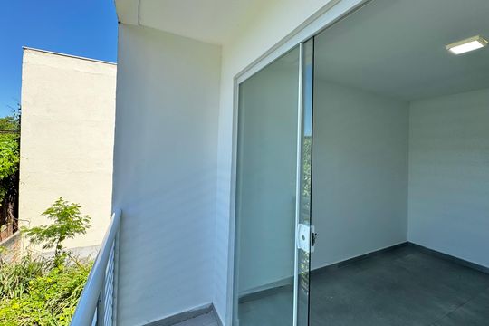 Quarto 1 - Varanda de casa de condomínio à venda com 3 quartos, 88m² em Vargem Pequena, Rio de Janeiro