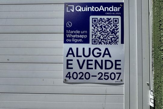 Plaquinha Quinto Andar de casa de condomínio à venda com 3 quartos, 88m² em Vargem Pequena, Rio de Janeiro