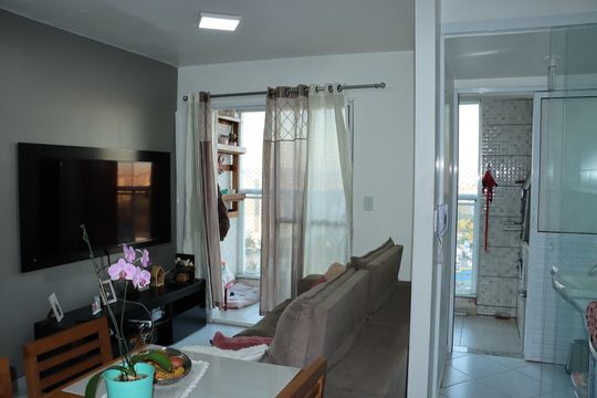 Sala/Cozinha de apartamento para alugar com 3 quartos, 61m² em Jardim Marilu, Carapicuíba