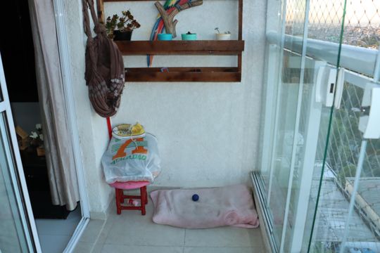 Sacada de apartamento para alugar com 3 quartos, 61m² em Jardim Marilu, Carapicuíba