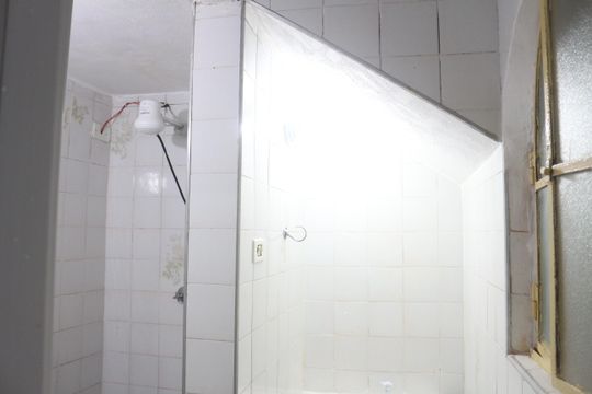 Banheiro de casa para alugar com 1 quarto, 100m² em Santa Maria, São Caetano do Sul