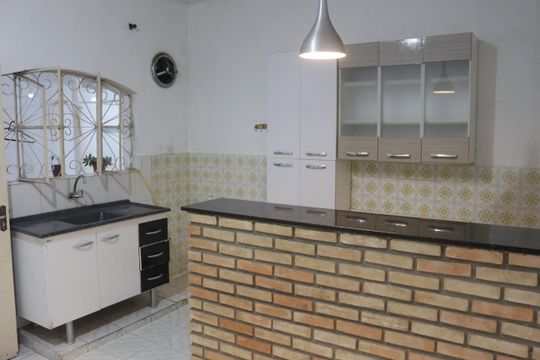 Cozinha de casa para alugar com 1 quarto, 100m² em Santa Maria, São Caetano do Sul